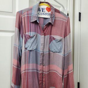 Long sleeved checkered top from Lucky